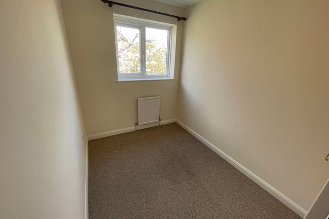 Terraced house to rent in Highfield Lane, Oving, Chichester