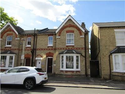Office to let in First Floor, Grove Place, Bedford