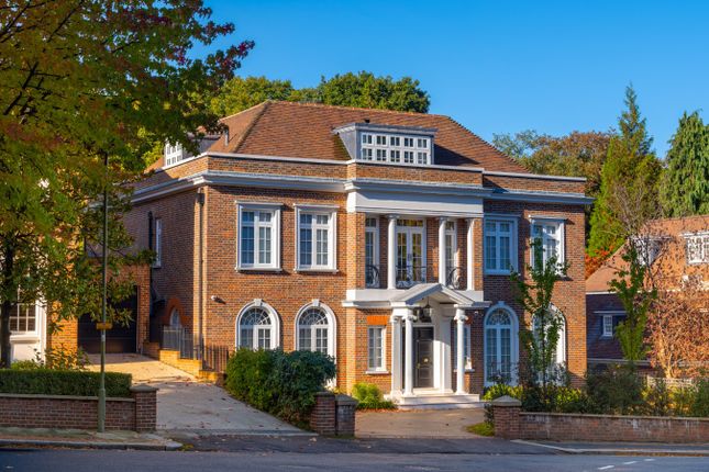 Detached house to rent in Ingram Avenue, Hampstead Garden Suburb, London