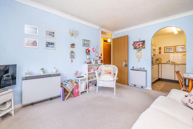 Flat 28, Brook Court, 78, Wordsworth Drive, Sutton photo 3