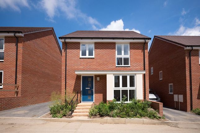 Thumbnail Detached house to rent in Square Leaze, Patchway, Bristol, South Gloucestershire