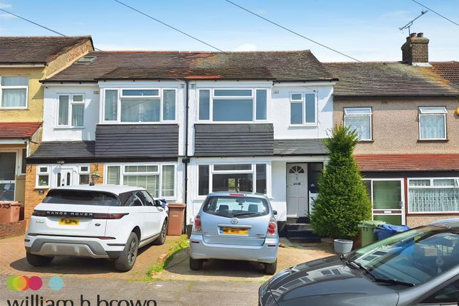 Property to rent in Palmerston Road, Grays