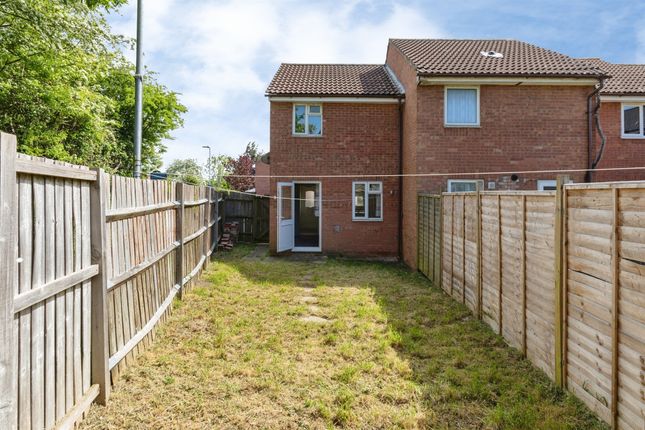 156, Oaktree Crescent, Bristol photo 2
