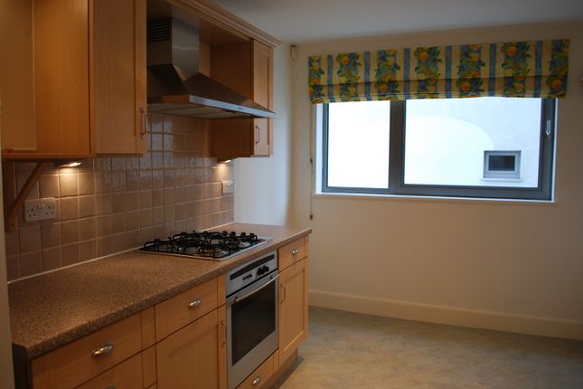 3, Century Court, Cheltenham photo 4