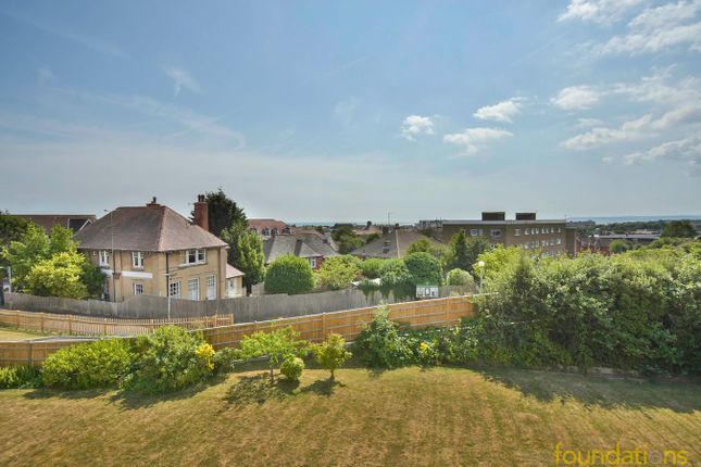 10 Whitworth House, Buckhurst Road, Bexhill-on-Sea photo 4