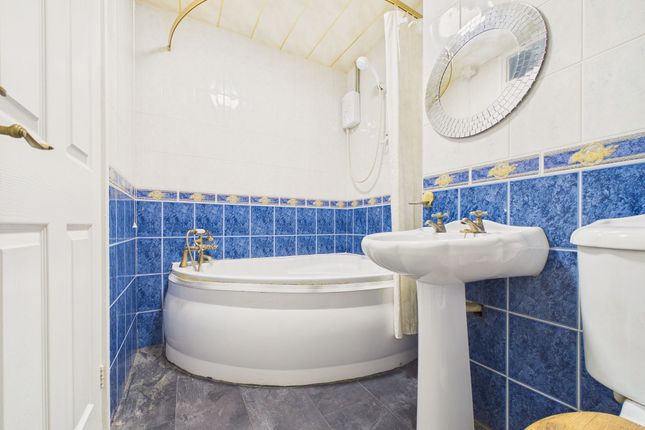133 Coltsfoot Gardens, Gateshead photo 4