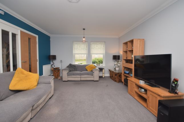 20, Castle Drive, Auchterarder photo 4