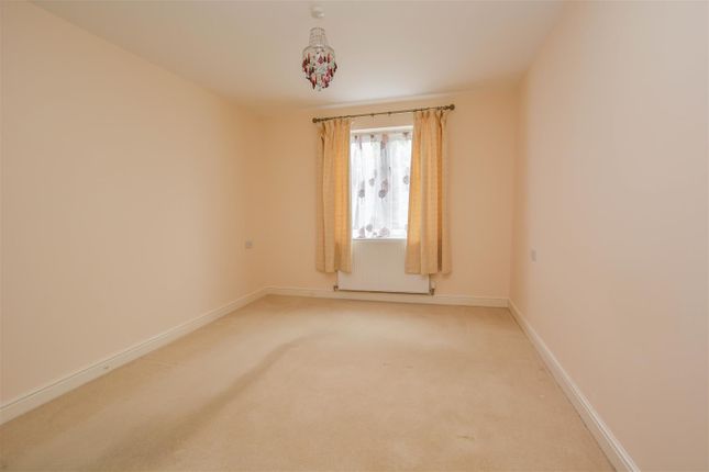 17 The Meads, Ongar Road, Brentwood photo 4
