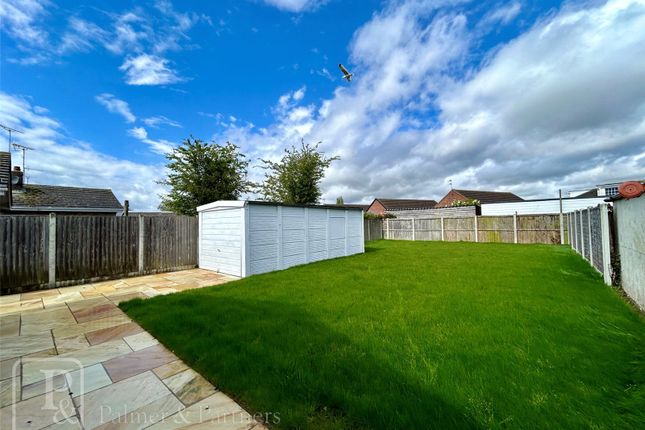 Bungalow for sale in Woodlands Close, Clacton-On-Sea, Essex