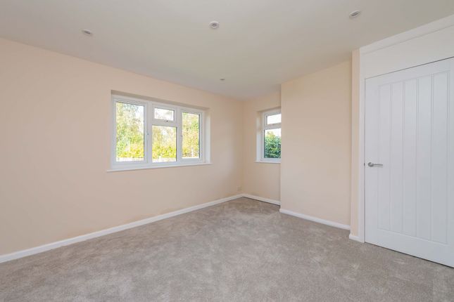 23 Talbot Road, Telford photo 4
