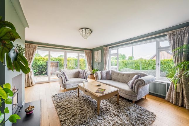 19, Highlands Close, Hassocks photo 2