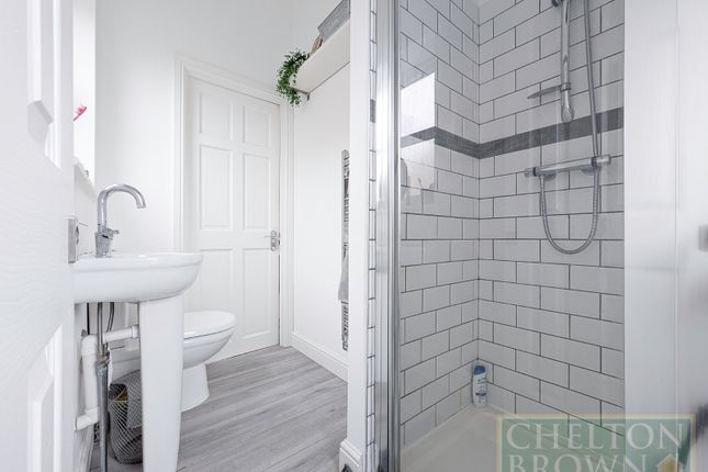 En-Suite 2