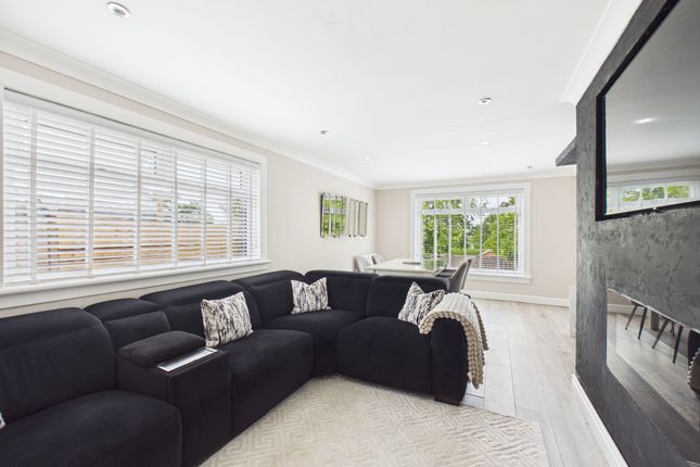69 Melbourne Avenue, Glasgow photo 2