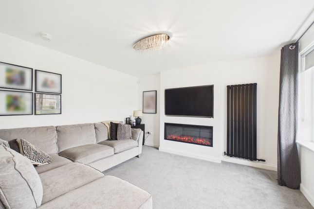 19, Dart Avenue, South Lanarkshire photo 2