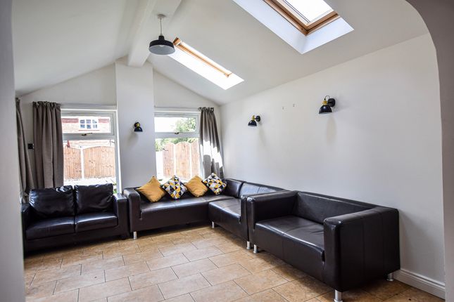 Room 6, 395, Crewe Road, Wistaston, Nantwich, Crewe Road, Wistaston, Nantwich, Nantwich photo 5