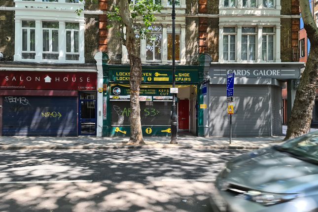 Retail premises to let in 40 Grays Inn Road, London