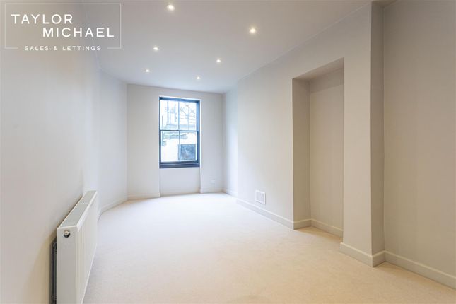 8A, St. Aubyns, Hove photo 4