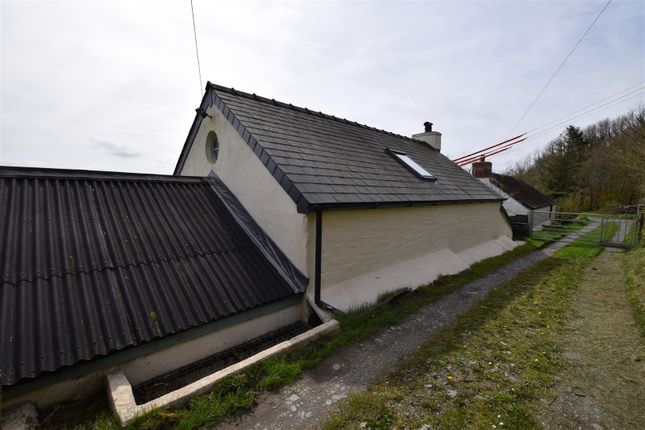 Country house for sale in Tegryn, Glogue, Llanfyrnach