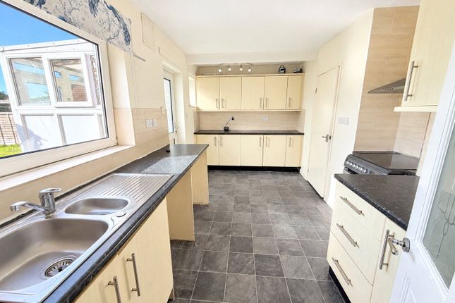 30, Linden Road, North Yorkshire photo 4