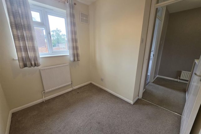 42, Lovell Road, Sheerness photo 5
