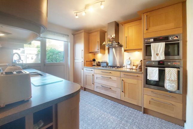 15, Kingston Park, Lymington photo 3