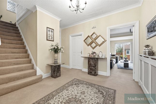 42, Tomswood Road, Essex photo 2