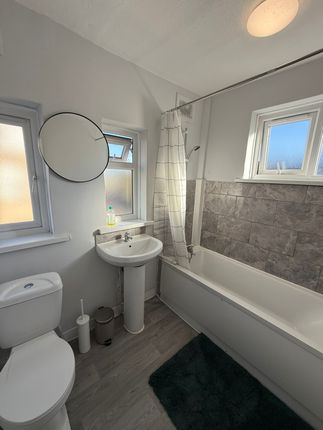 Spacious Rooms Available Â€“ Avon Road, Greenford