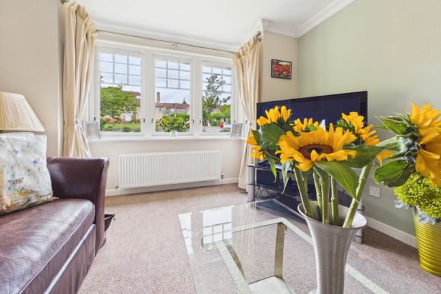 45, Kirk Road, Bathgate photo 3