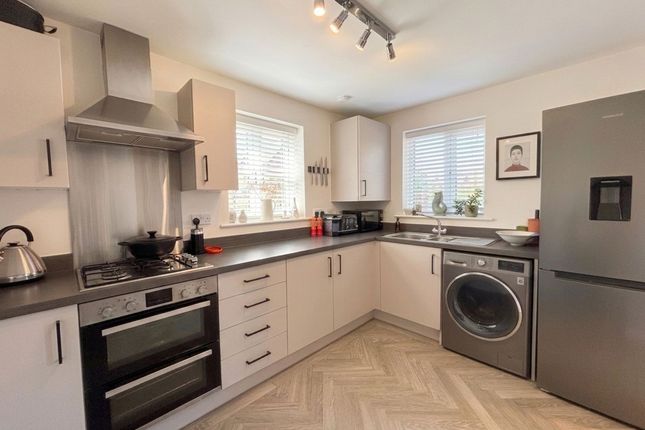 16 Ernest Avenue, Manchester photo 4