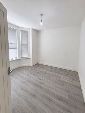 170, Mitcham Road, London photo 3