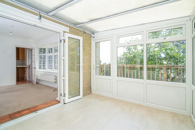 6 The Ravens, Ocean View Road, Ventnor photo 3
