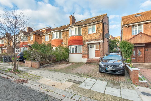 Thumbnail Detached house for sale in Bowes Road, Acton