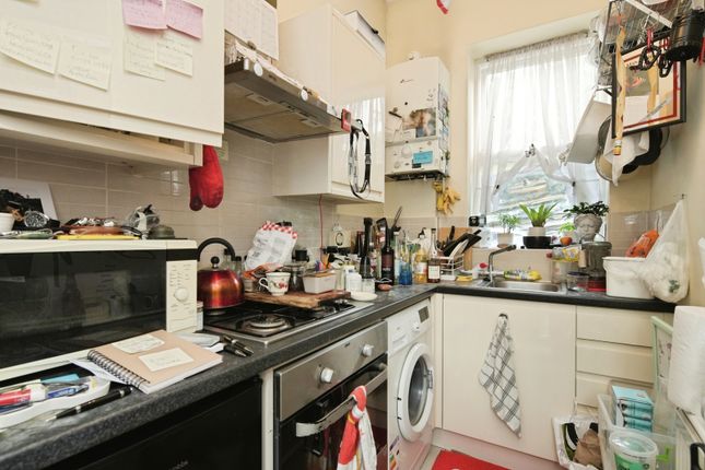 Flat 1, 35, Bigwood Avenue, East Sussex photo 3