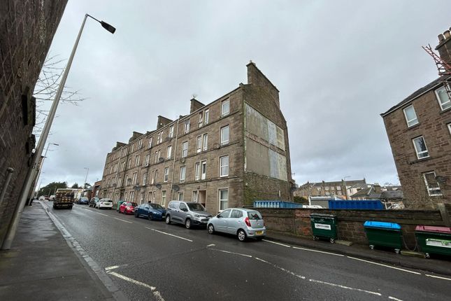 Thumbnail Flat to rent in Strathmore Avenue, Dundee