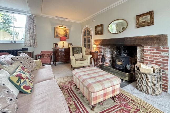 12, Bond Street, Hingham photo 4