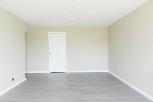 Adamsrill Close, Enfield photo 3