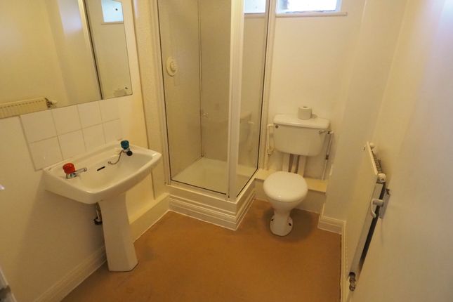 Room 1, 20, Pine Road, Manchester photo 5