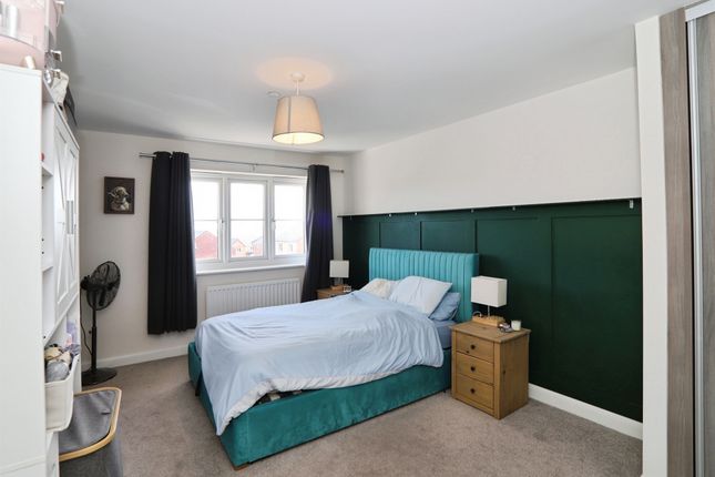 17, Rhodfa'r Rhyddwen, Caerphilly photo 3