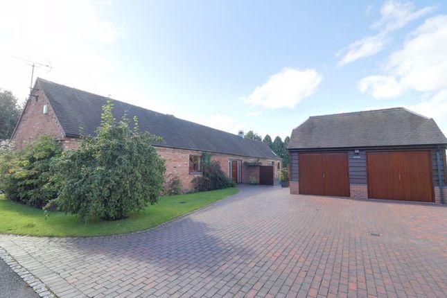 3 Bed Barn Conversion For Sale In Pillaton Penkridge Stafford St19 Zoopla