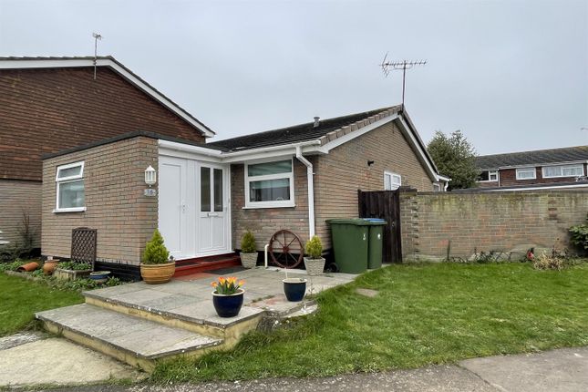 Thumbnail Terraced bungalow to rent in Alfriston Close, Felpham