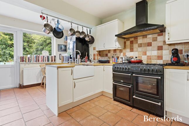 97, Millfields, Chelmsford photo 2