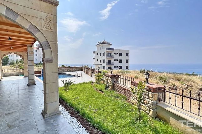 Villa for sale in Alanya, Avsallar, Alanya, Antalya Province, Mediterranean, Turkey