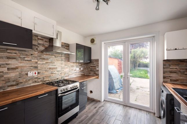 91, Burton Green, York photo 3
