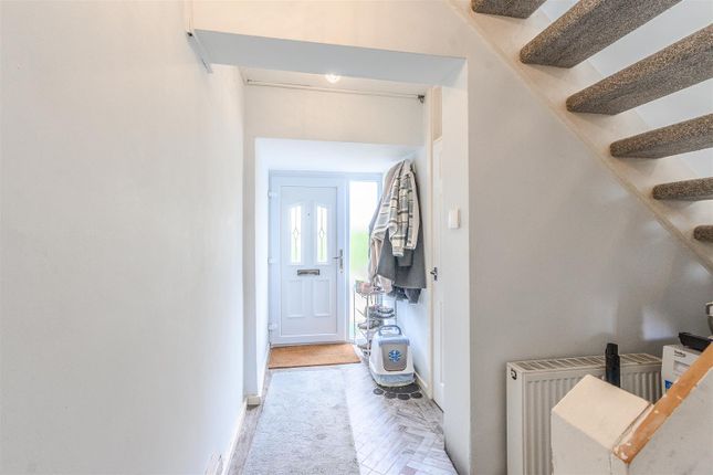 15, Laleston Close, Barry photo 5