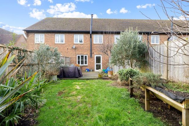 5, Furlong Close, Arundel photo 2