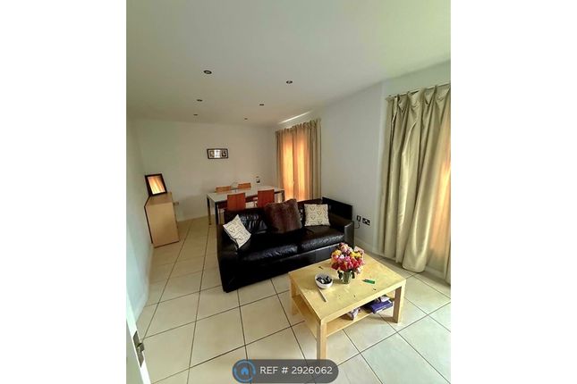 Trevelyan Court, Windsor photo 3