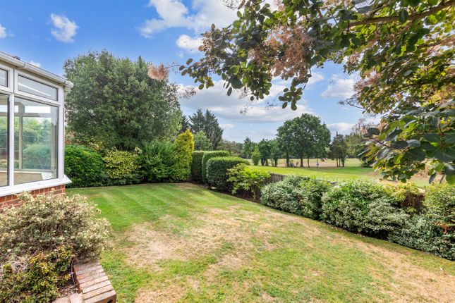 13, Greenacres Drive, Stanmore photo 3