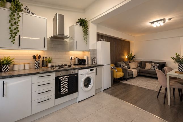 Harlaxton Drive, Nottingham photo 2