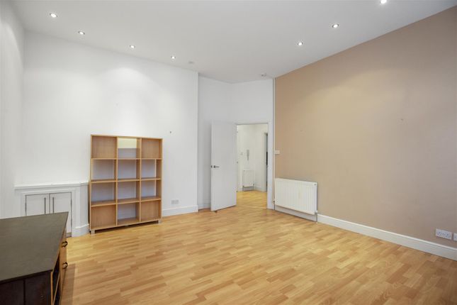 Flat for sale in 100A High Street, Dunfermline