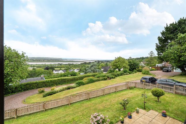 Oaklands, Barnstaple photo 3